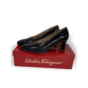 Size 8.5 Salvatore Ferragamo Womens Pumps Nilla Black Croc